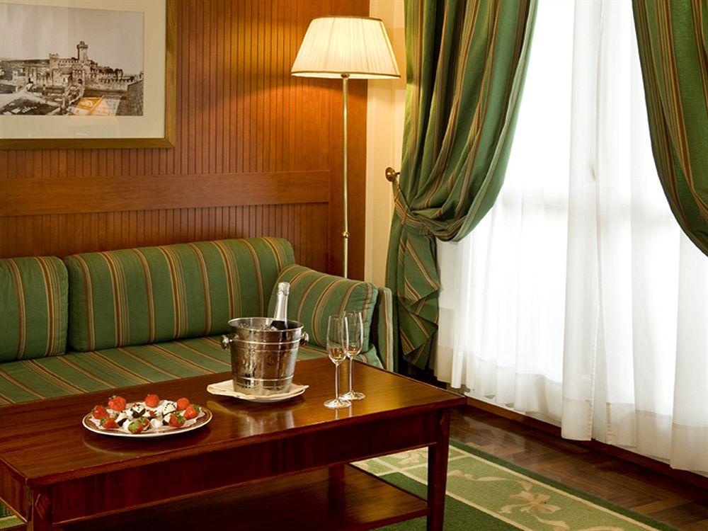 Grand Hotel Terme Sirmione Exterior foto